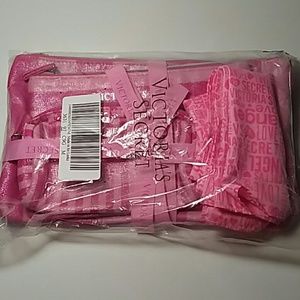 NEW VICTORIA'S SECRET COMETIC BAG SET OF 3